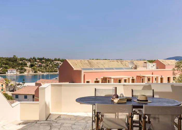 Isalos By Vintage Travel *