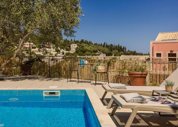 Isalos By Vintage Travel * 피스카던